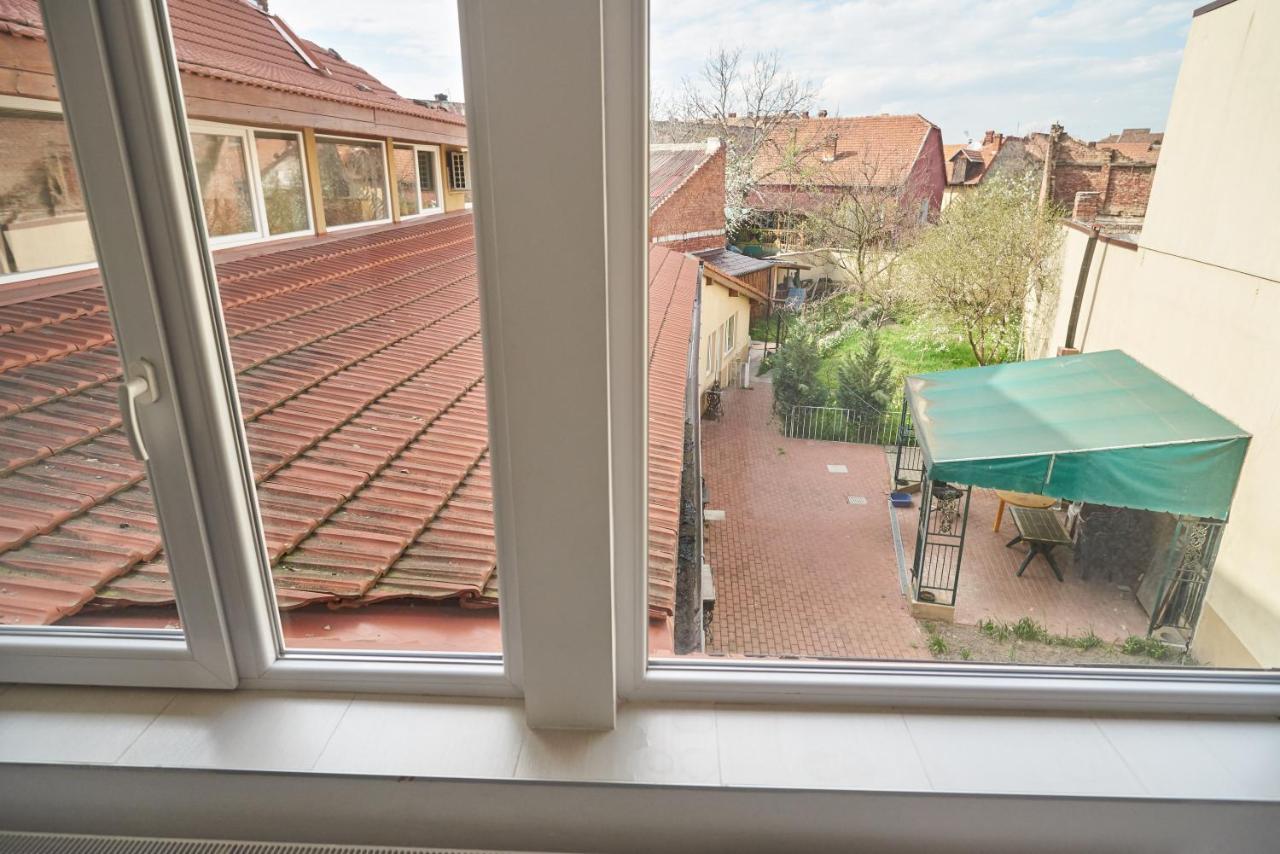 Zen House Hostel Timisoara Luaran gambar
